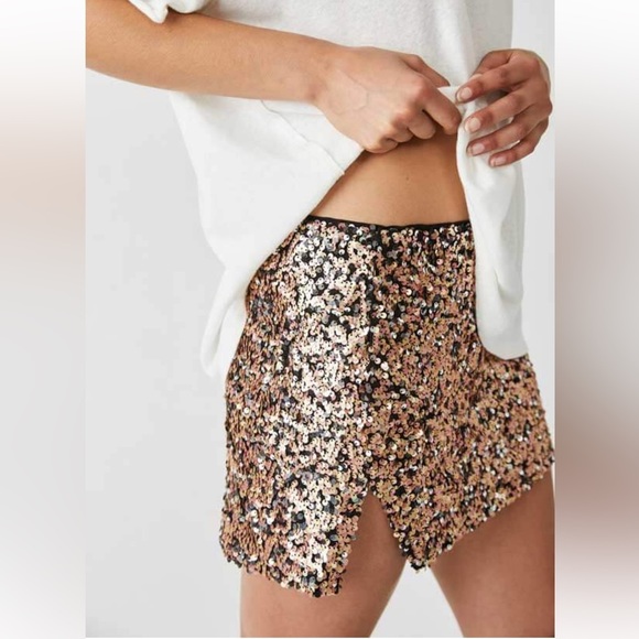✅Free People Annalise Sequin Mini Skirt - Picture 4 of 5